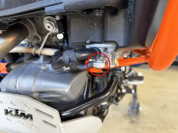 KTM 1290 Adventure fuel shut off valve left side