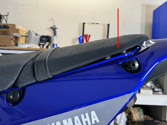 Yamaha Tenere 700 install press down on rear seat section
